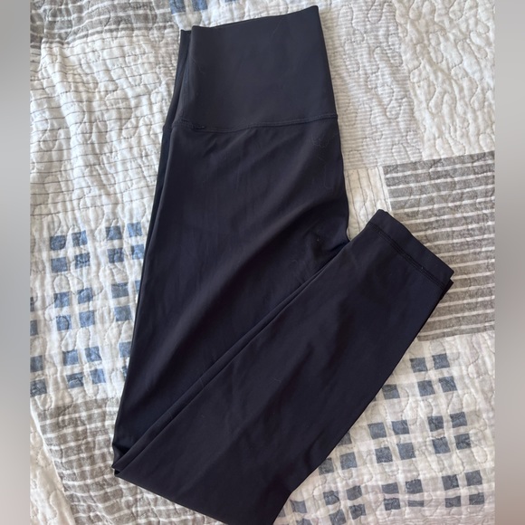 Wunder Under High Rise Leggings - Picture 2 of 4